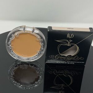 KVD Good Apple Skin-Perfecting Foundation Balm - Light 021